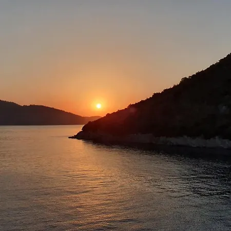 Luxury Private Boat Gulet With Crew And Cook For 8 Guests * Bodrum