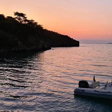 Luxury Private Boat Gulet With Crew And Cook For 8 Guests